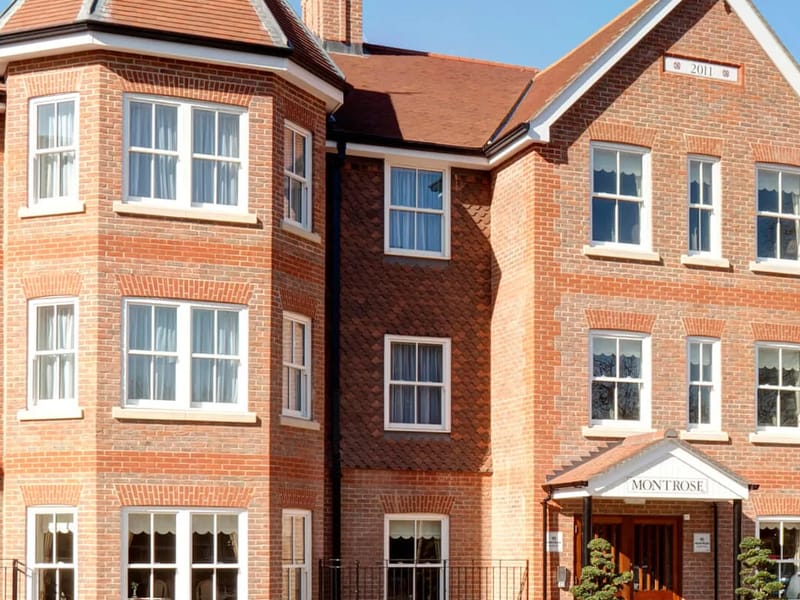 Montrose Care Home - Nursing Home in Watford, England photo 2