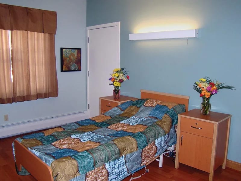 Apple Rehab Cromwell - Nursing Home in Cromwell, CT photo 2