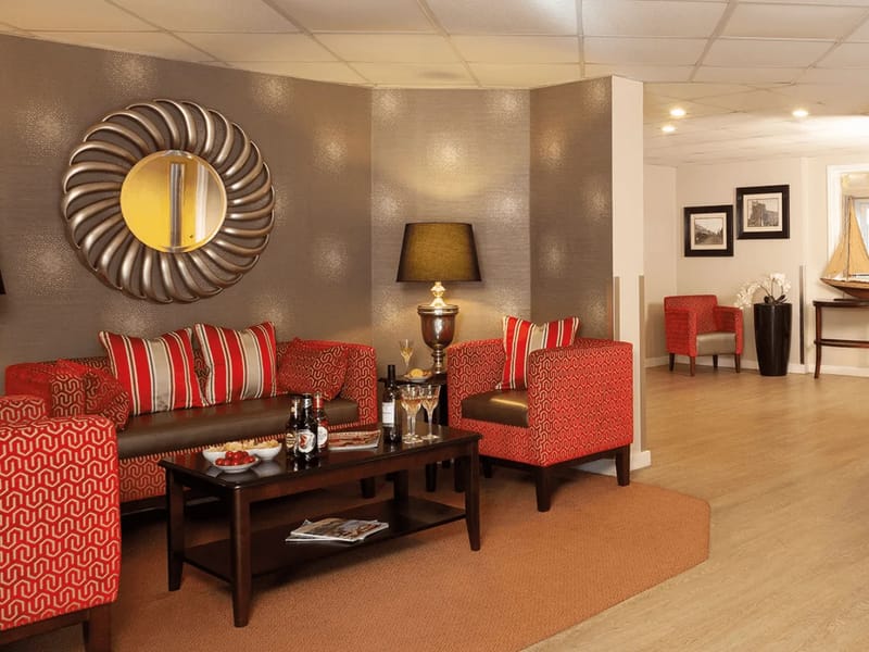 Applecroft Care Home - Assisted Living in Dover, England photo 3