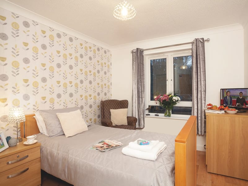 Applecroft Care Home - Assisted Living in Dover, England photo 1