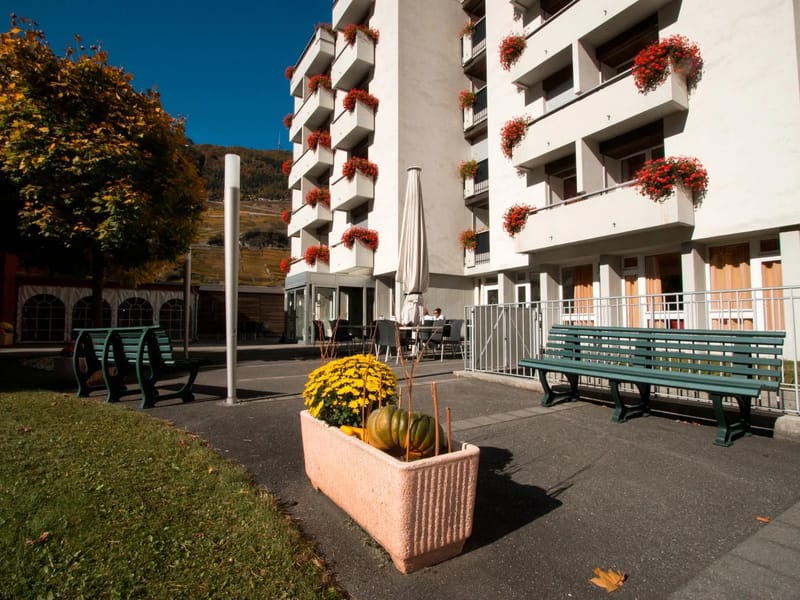 Établissement médico-social Les Marronniers - Pflegeheim in Martigny, Valais photo 2