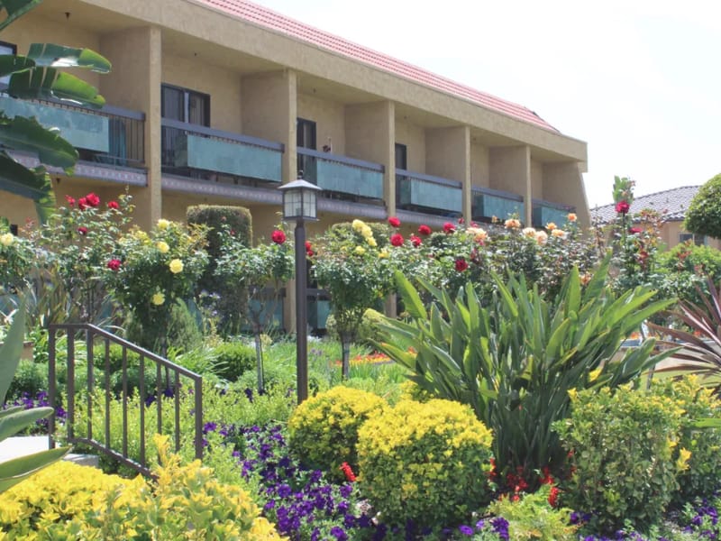 Arcadia Gardens Retirement Hotel - Assisted Living in Arcadia, CA photo 3