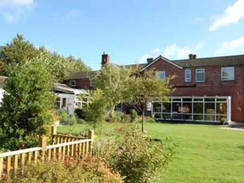 Fairland House - Assisted Living in Attleborough, England photo 3