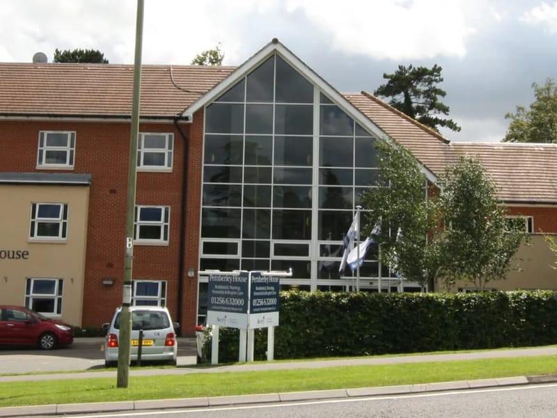 Pemberley House - Nursing Home in Basingstoke, England photo 2