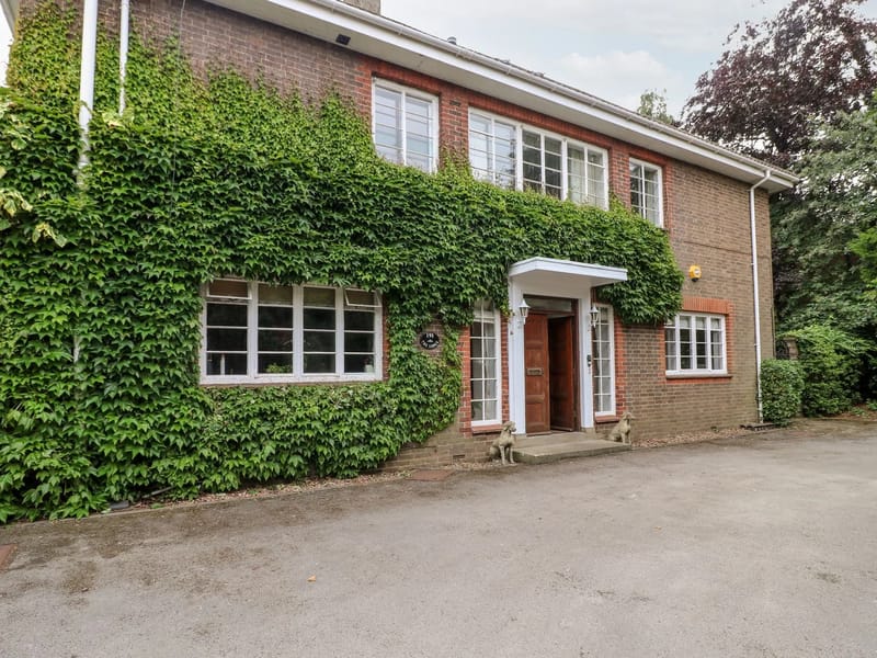 Harrowby Lodge Nursing Home - Nursing Home in Grantham, England photo 3