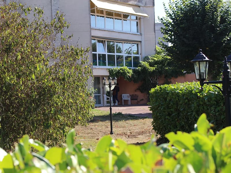 Ehpad Le Parc Fleuri - EHPAD in MORMANT, Île-de-France photo 2