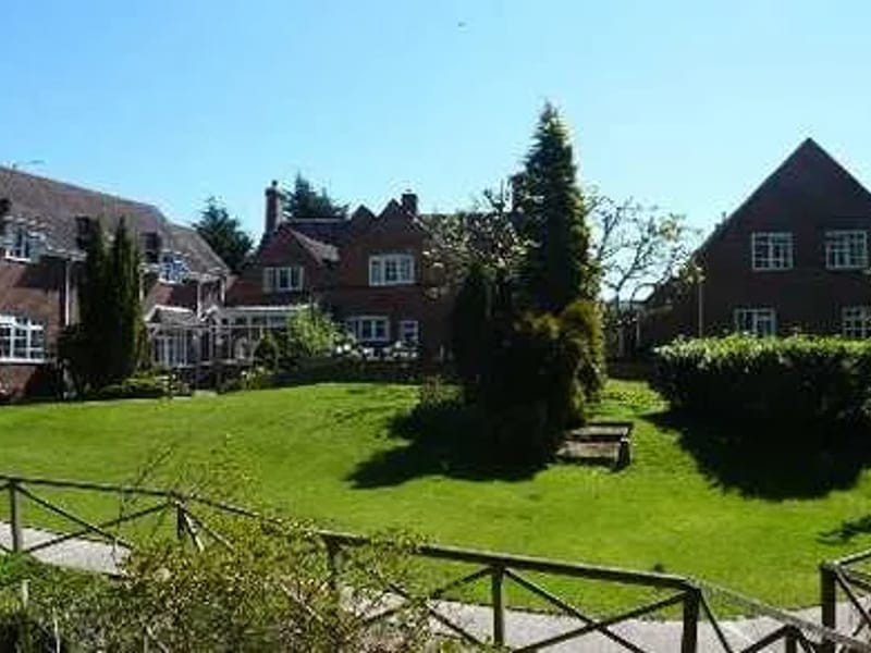 Little Brook House in Southampton, England photo 1