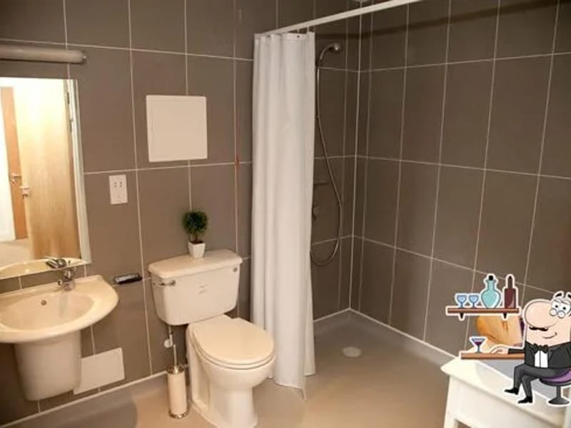 Kingfisher Court - Nursing Home in Peterborough, England photo 5