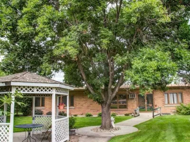 The Cedars at Broadwell - Nursing Home in Grand Island, NE photo 3
