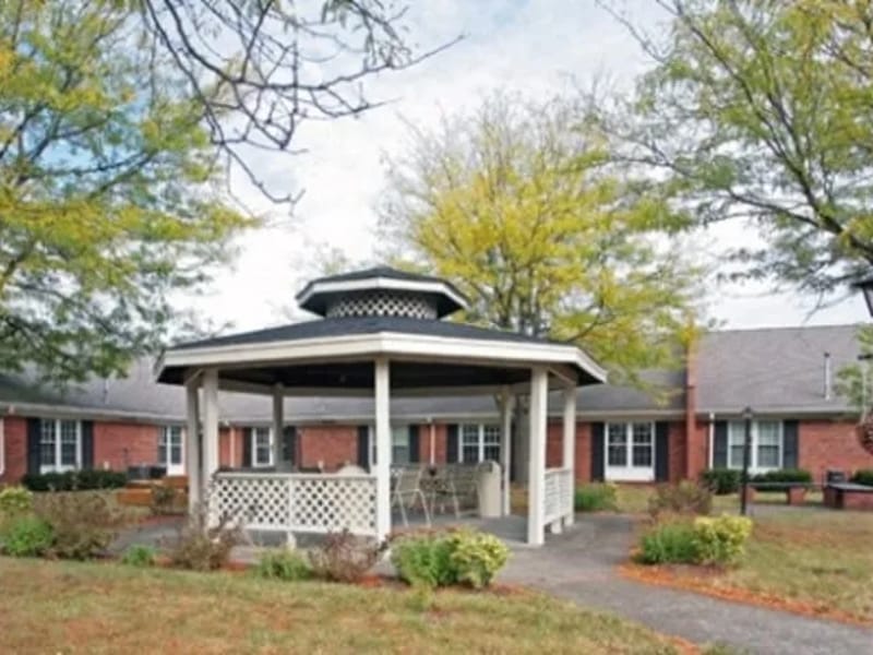 Lexington Premier Nursing & Rehab - Nursing Home in Lexington, KY photo 2