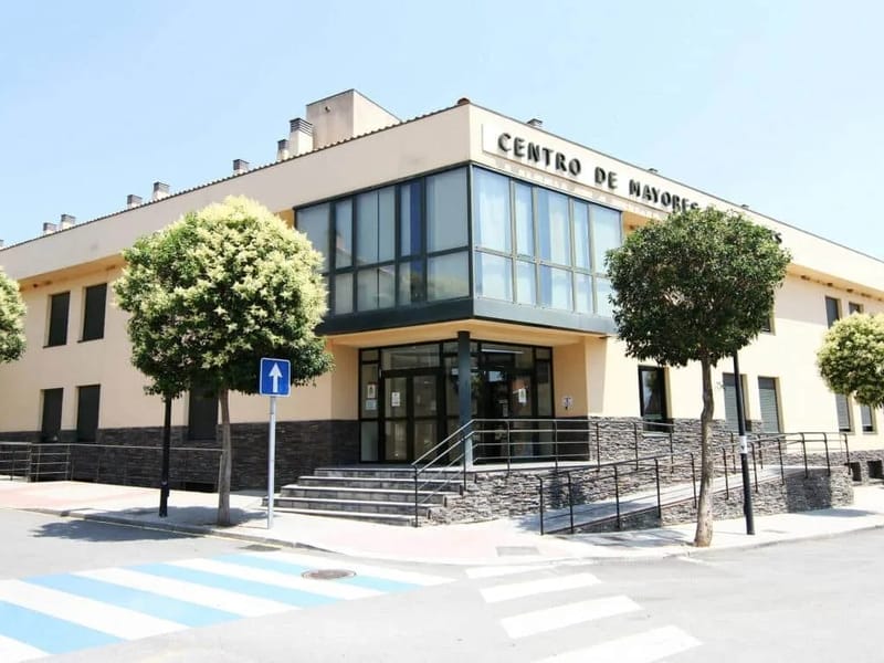 Amavir Villaverde, Centro De Dia (Plan Velocidad) - Centro de Día in Madrid, Madrid photo 2