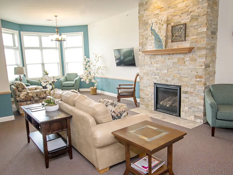 Adelaide Place - Assisted Living in Fond du Lac, WI photo 2