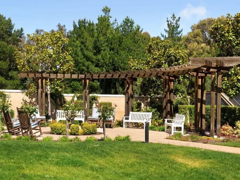 Sunrise Of Burlingame - Assisted Living in Burlingame, CA photo 2