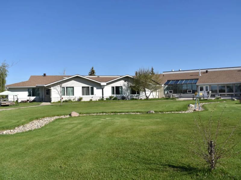 VILLA BEAUSEJOUR - Assisted Living in Falher, AB photo 1