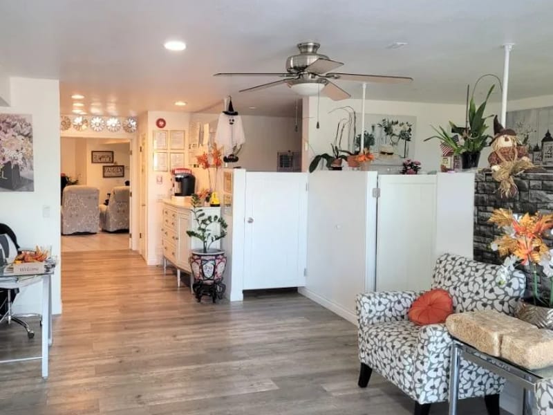 Alta View Manor - Assisted Living in Escondido, CA photo 3