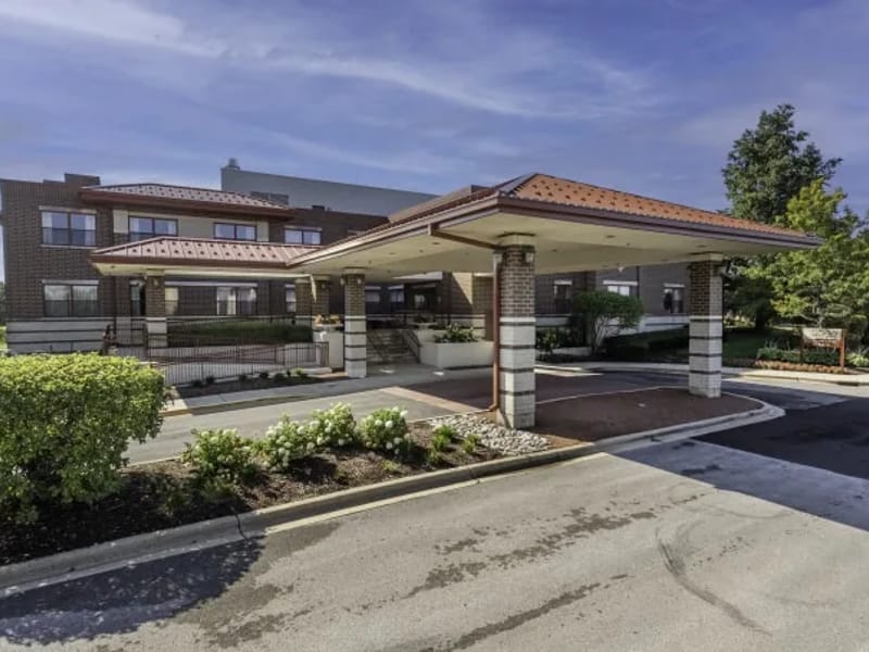 Alden of Waterford - Nursing Home in Aurora, IL photo 2