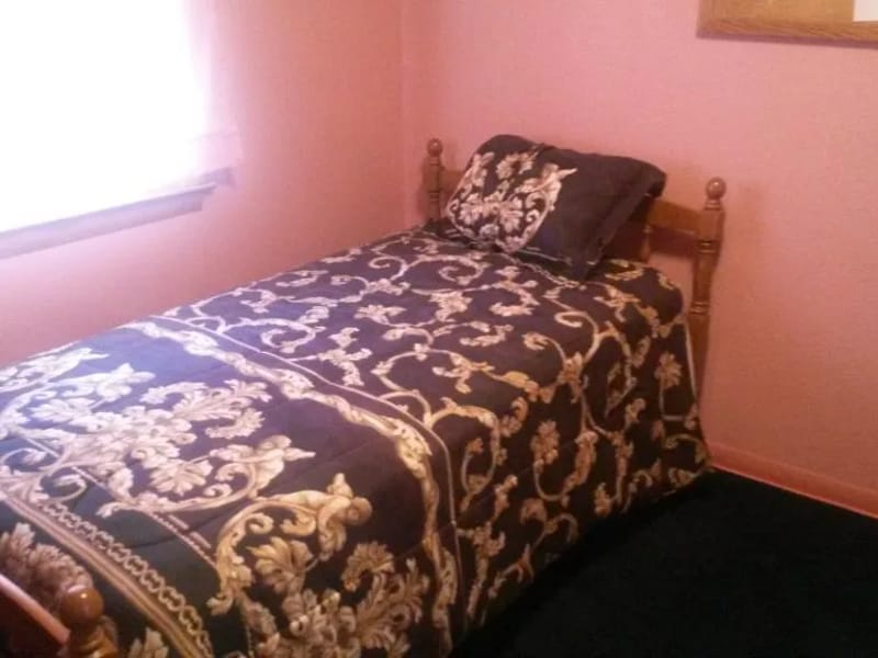 A1 Walcare Adult Family Home - Assisted Living in Milwaukee, WI photo 1