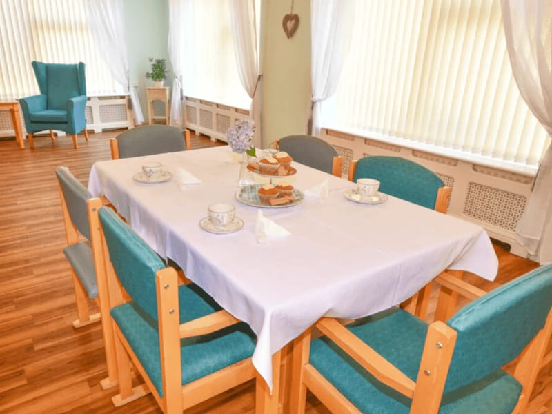 Whetstone Hey Residential Home - Nursing Home in Ellesmere Port, England photo 3