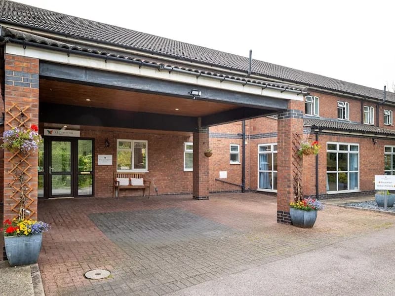 Whittington Care Home - Nursing Home in Chesterfield, England photo 5