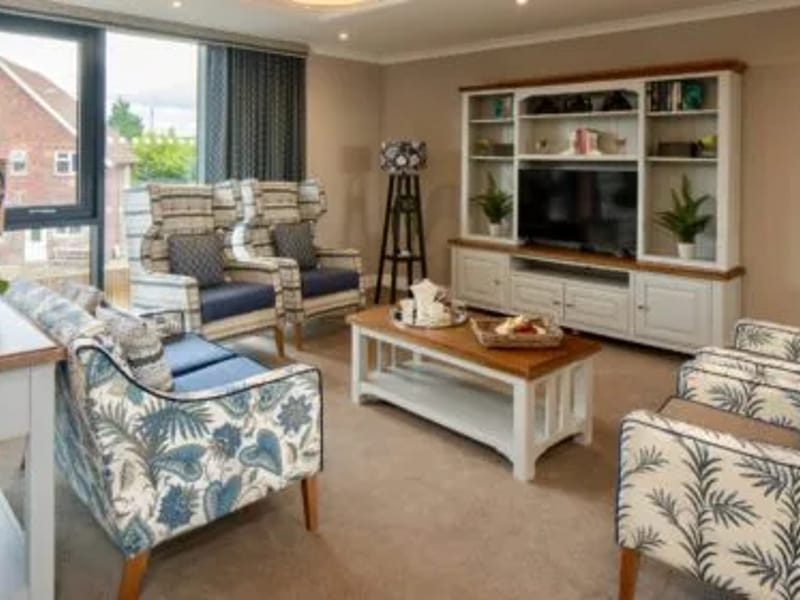Richard House Care Home - Assisted Living in Stockport, England photo 3