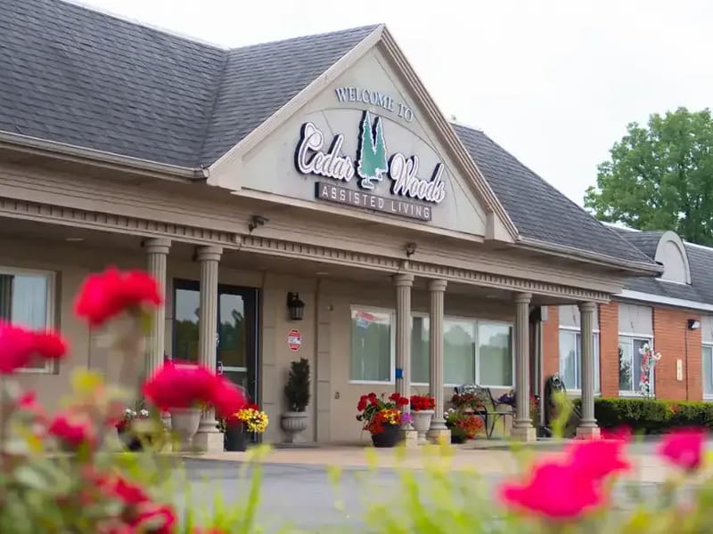 Cedar Woods Assisted Living - Assisted Living in Belleville, MI photo 2