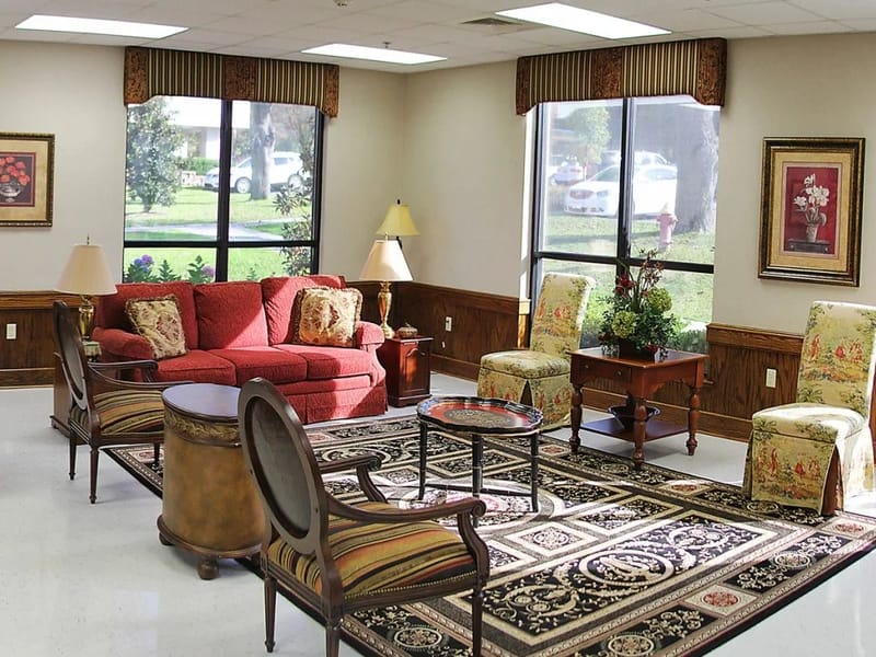 Extendicare Health and Rehab - Nursing Home in Dothan, AL photo 3
