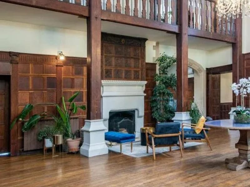 Cleeve House - Nursing Home in Malvern, England photo 2