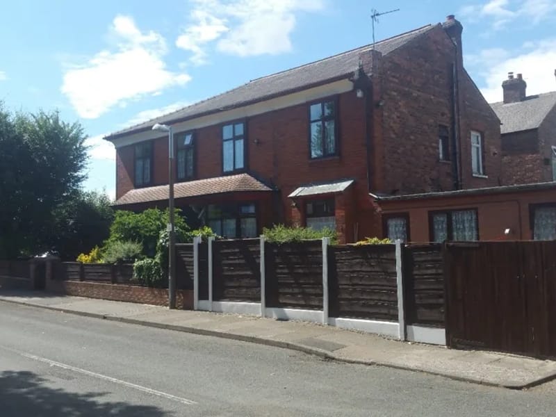 House Martins Care Limited Number One - Assisted Living in Salford, England photo 1