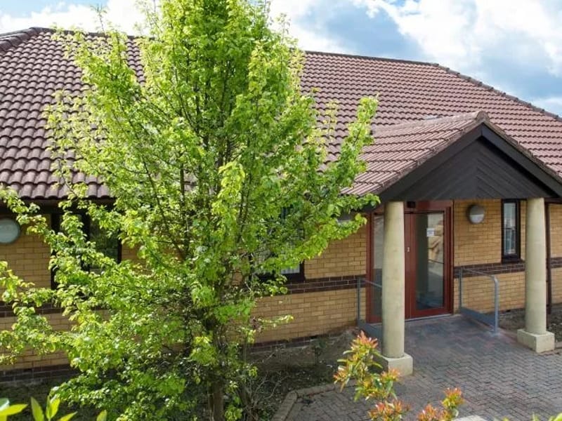 Skelton Court in Leicester, England photo 2