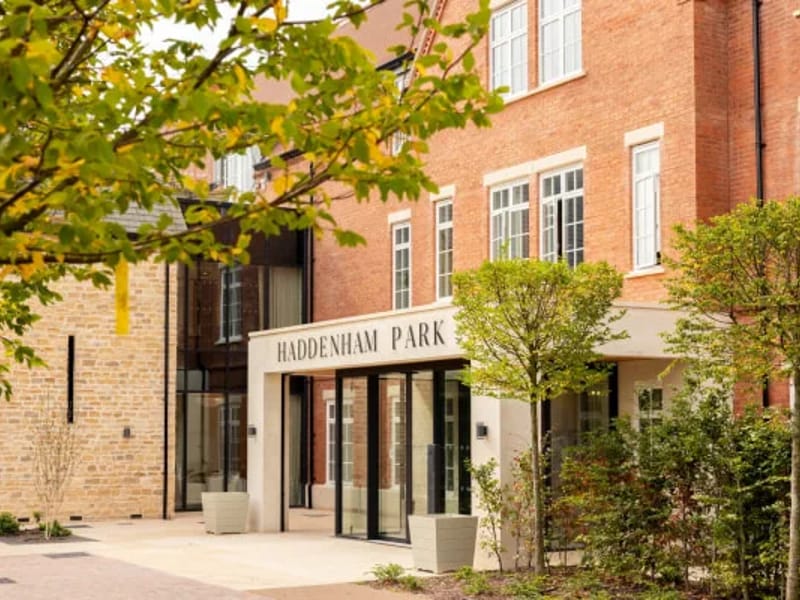 Haddenham Park Care Home in Aylesbury, England photo 1