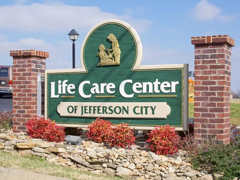 Life Care Center of Jefferson City - Nursing Home in Jefferson City, TN photo 2
