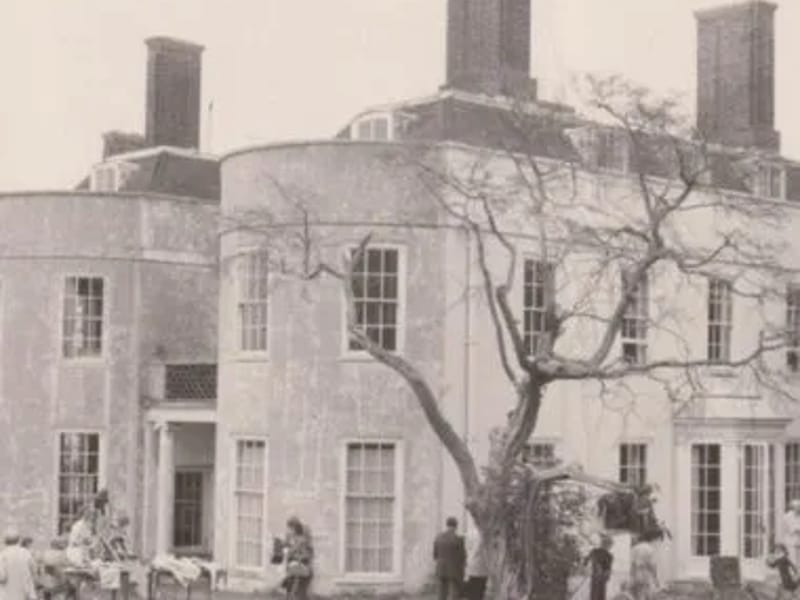 Passmores House - Nursing Home in Harlow, England photo 3