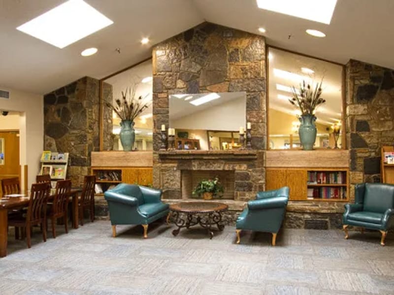 Heritage Villa Care & Rehab Center — Nursing Home, Bartlesville, OK · photo 3