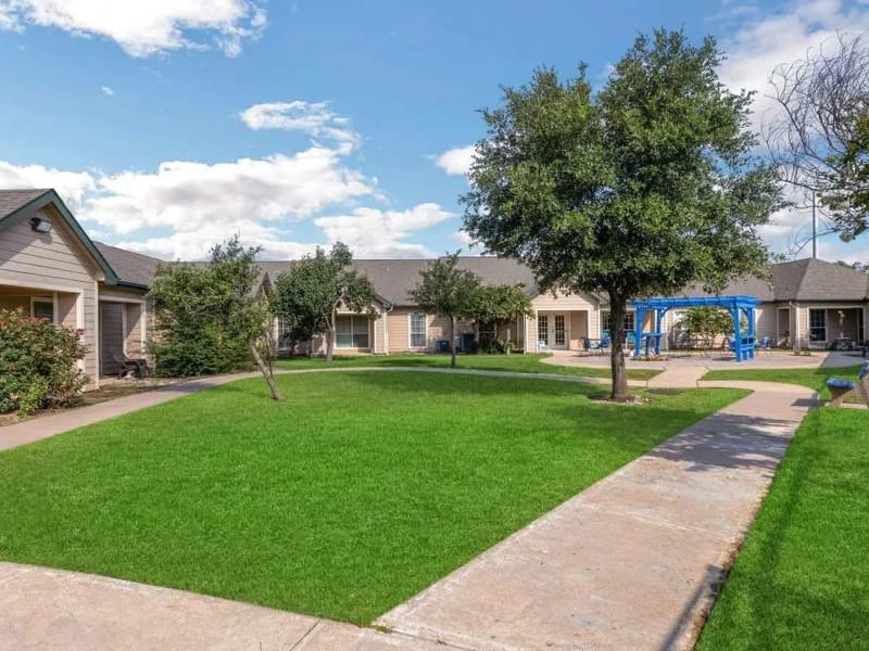 Carriage Innbryan — Assisted Living, Bryan, TX · photo 3