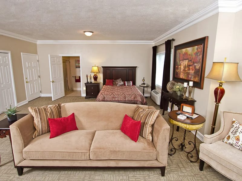 Crownpointe Of Carmel - Assisted Living in Carmel, IN photo 2