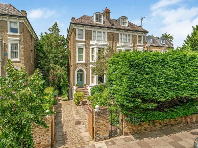 Cambridge Park - Assisted Living in Twickenham, England photo 3