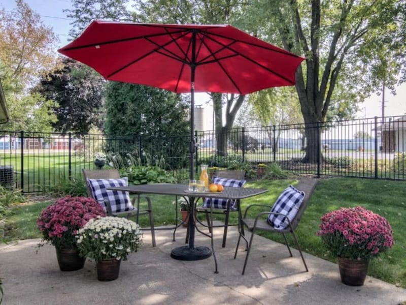 Azura Memory Care Monroe 2 - Assisted Living in Monroe, WI photo 2