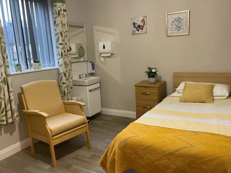 Middleton Hall Care Home in Manchester, England photo 2