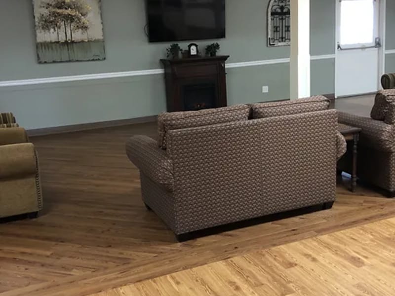 Cotton Point Living Center - Nursing Home in Matthews, MO photo 1