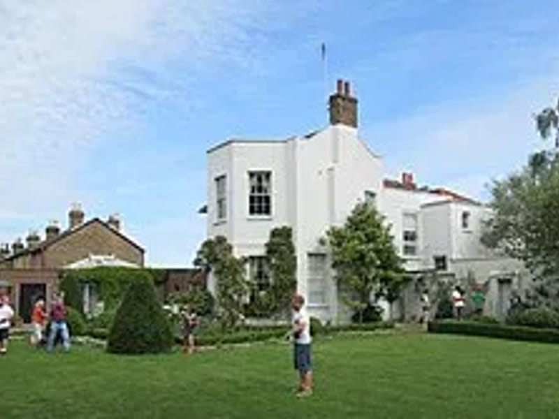 Borradaile House - Assisted Living in Brighton, England photo 3