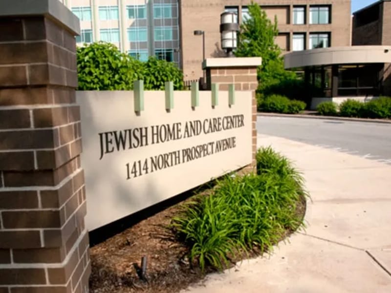 Jewish Home and Care Center - Nursing Home in Milwaukee, WI photo 2