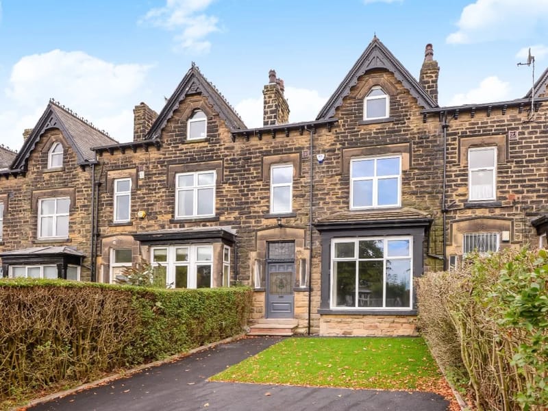 Roundhay Wood Apartments in Leeds, England photo 4