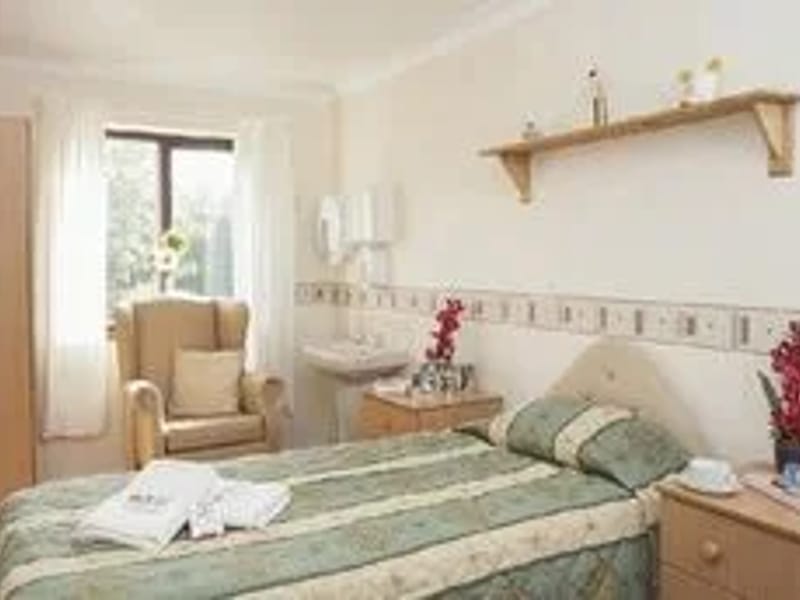 Chapel View Care Home - Nursing Home in Barnsley, England photo 2