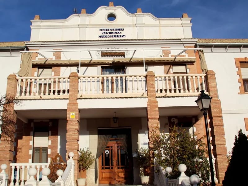 Residencia De Mayores San Juan Evangelista - Hogar de Ancianos in Caudete, Castilla-La Mancha photo 1