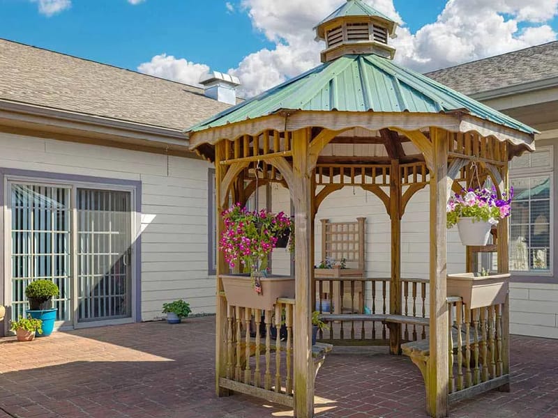 Bridle Brook Assisted Living - Assisted Living in Mahomet, IL photo 2