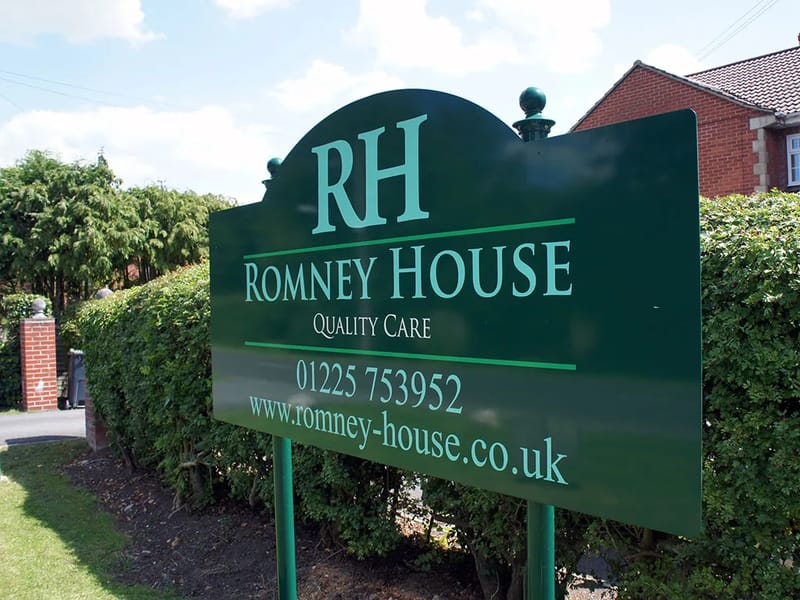 Romney House - Assisted Living in Trowbridge, England photo 2