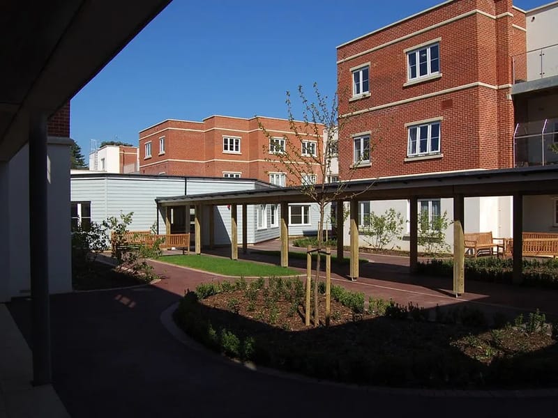 Lynwood Home Care - In-Home Care in Ascot, England photo 3