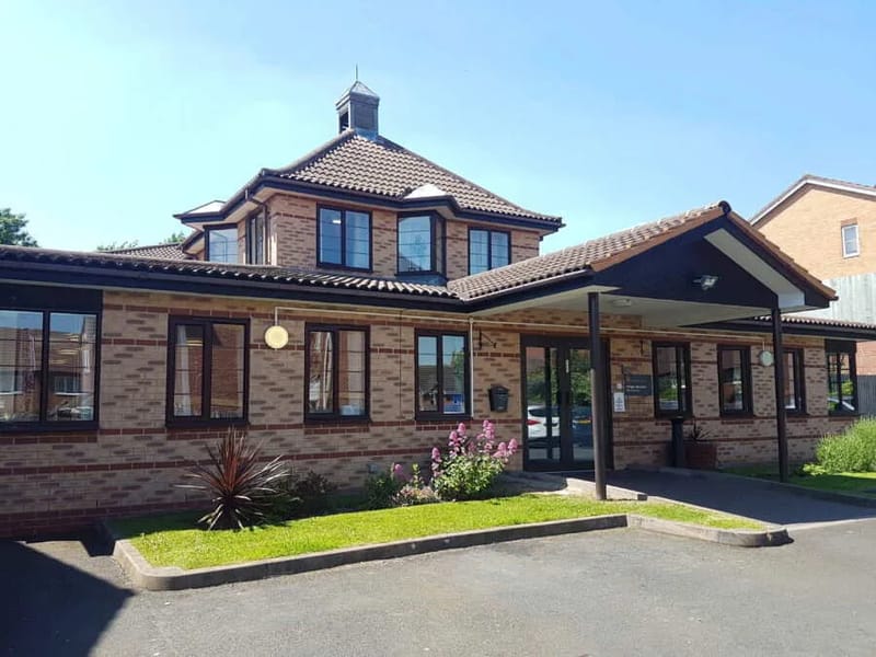 Dingle Meadow - Nursing Home in Oldbury, England photo 1