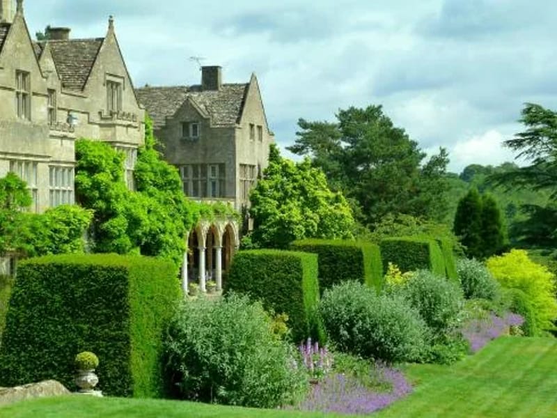 Longfield - Assisted Living in Stroud, England photo 5