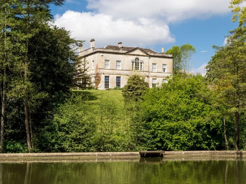 Longfield - Assisted Living in Stroud, England photo 6